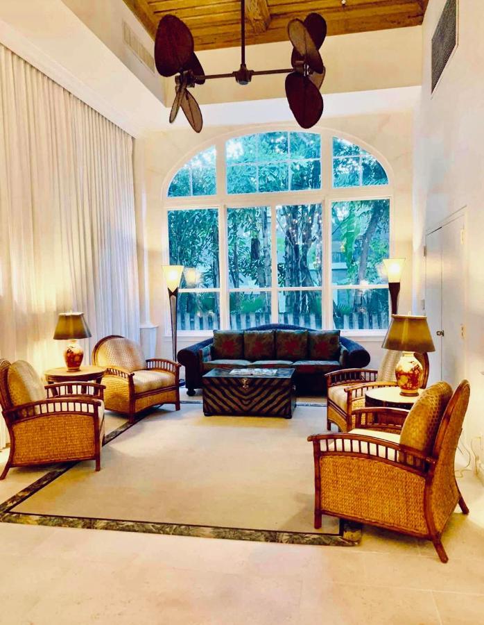Cozy Studio In The Heart Of The Palm Beach Island - Free Valet Service 외부 사진